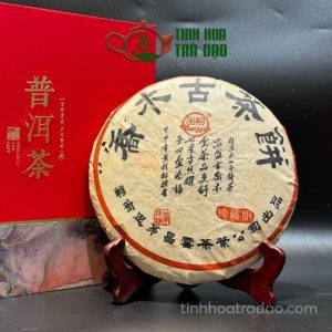 Alternative view of Trà Phổ Nhĩ Sống Xương Vân Cổ Trà Núi Dịch Vũ Năm 2004 357gr