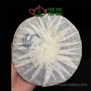 Alternative view of Trà Phổ Nhĩ Sống Dịch Vũ Thiên Hoằng Cổ Thụ Năm 2007