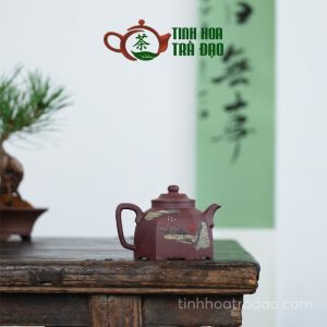 Alternative view of Ấm Tử Sa Lục Phương Cung Đăng Vẽ Phong Cảnh Tử Nê 270ml - ATS071