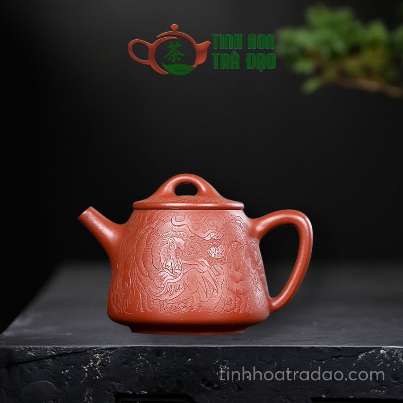 Ấm Tử Sa Cao Thạch Biều Khắc Rồng Chu Nê 220ml - ATS097