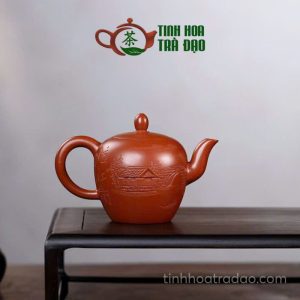 Alternative view of Ấm Tử Sa Mỹ Nhân Kiên Khắc Cổ Trấn Chu Nê 150ml - ATS187