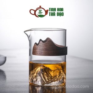 Chén Tống Trà Thủy Tinh Dáng Cao Viền Gỗ Chịu Nhiệt Cao Cấp Đáy Sơn Thủy CT13