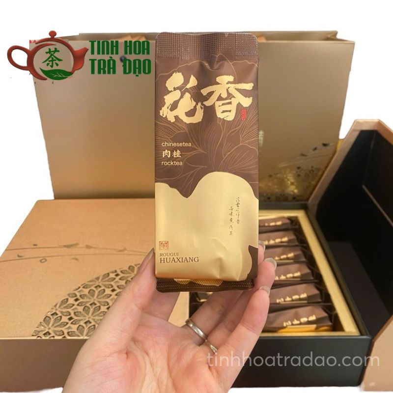 Khám phá hương vị đậm đà từ Nham trà Đại Hồng Bào